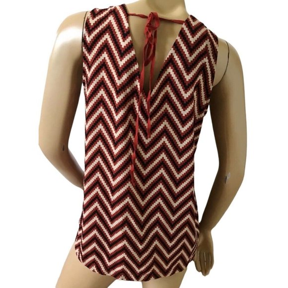 PLEIONE Womens Size Small Sleeveless Chevron Striped Tank Top Shirt - Picture 4 of 5